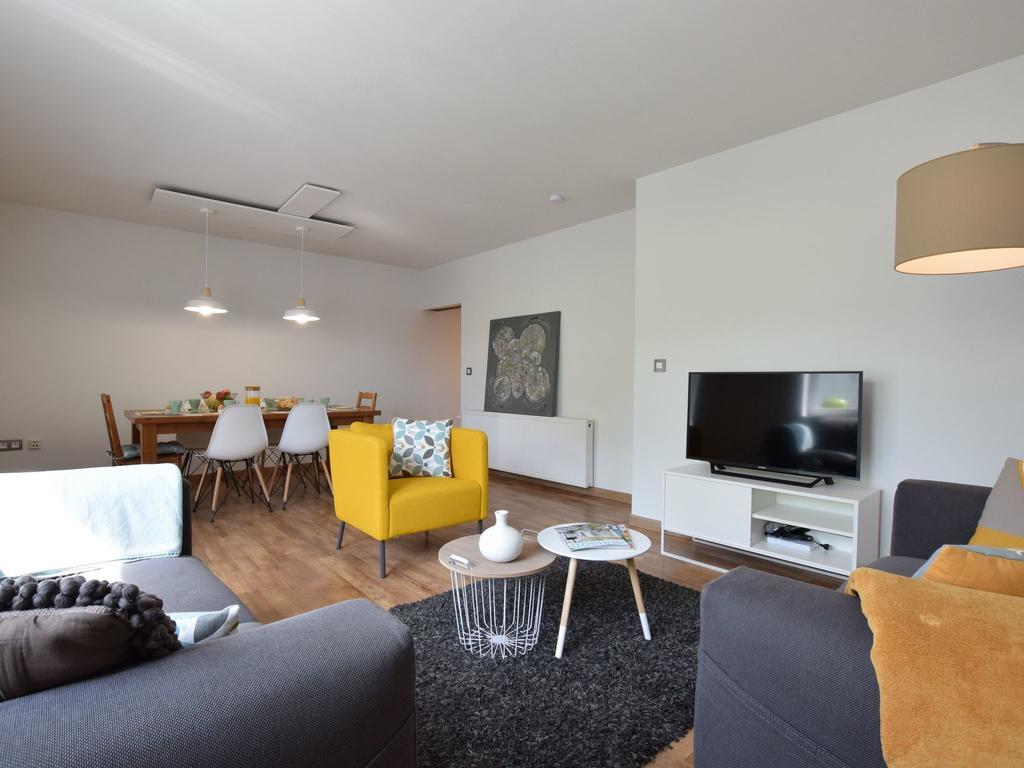 Modern Holiday Home In Bastogne With Fenced Garden Экстерьер фото