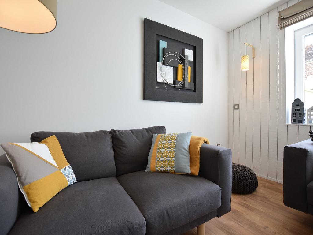 Modern Holiday Home In Bastogne With Fenced Garden Экстерьер фото