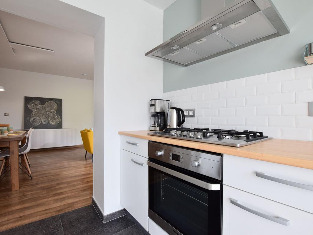 Modern Holiday Home In Bastogne With Fenced Garden Экстерьер фото